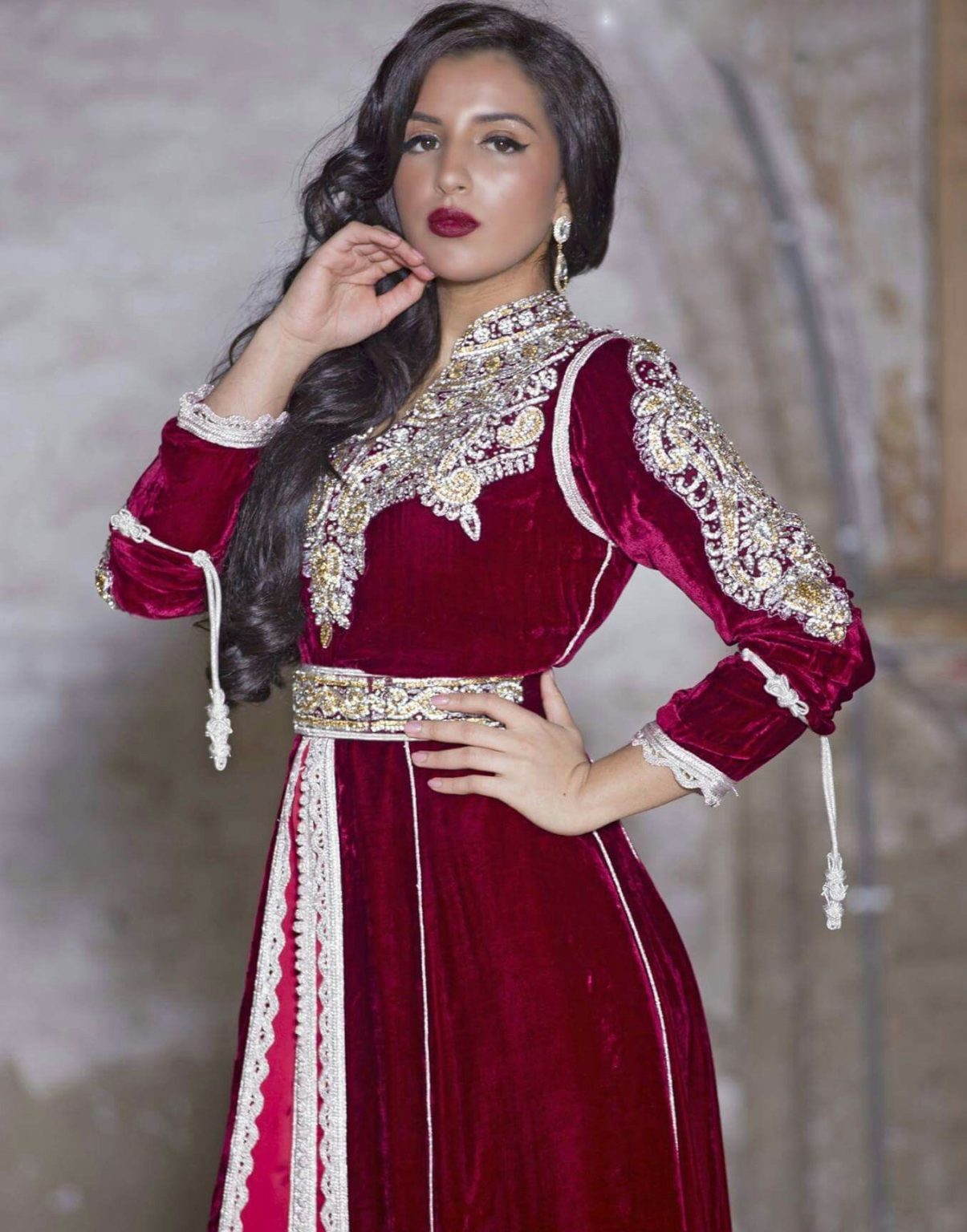 Vente caftan marocain de mariage rouge Caftan Chic